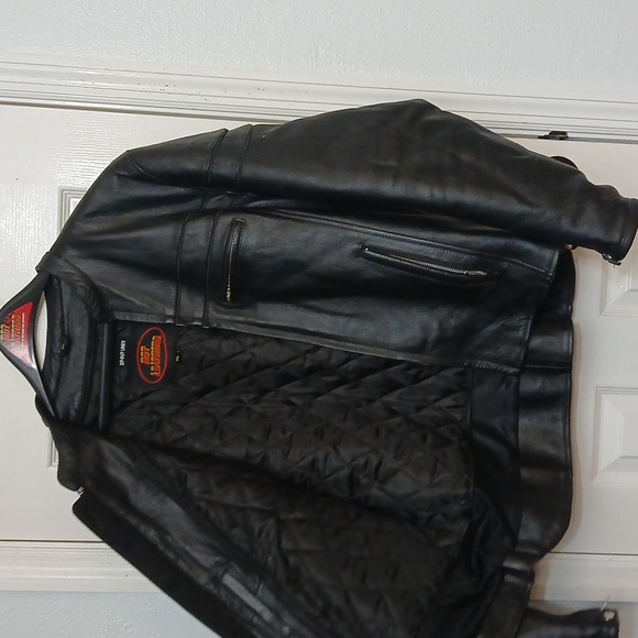 Hot Leathers Black Leather Jacket With Manu Pockets - Picture 9 of 13